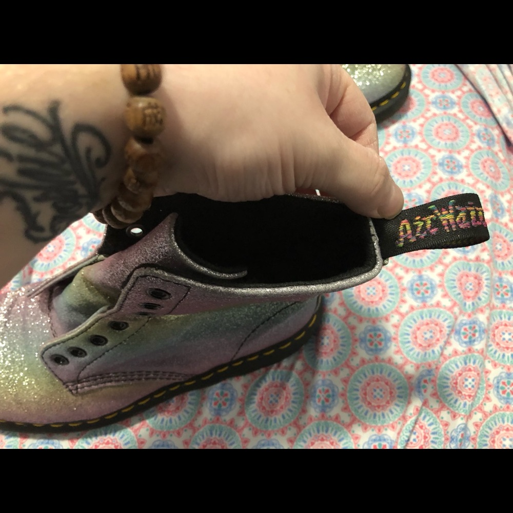 Doc Marten boots - Picture 3 of 5